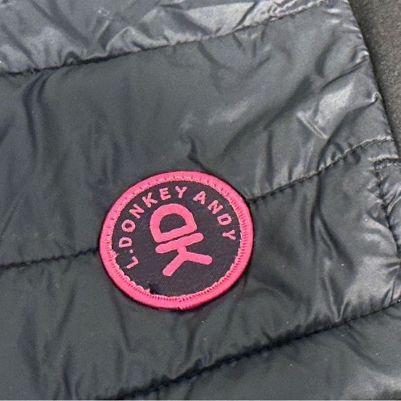 Little Donkey Andy Hybrid Shorts - Picture 6 of 9